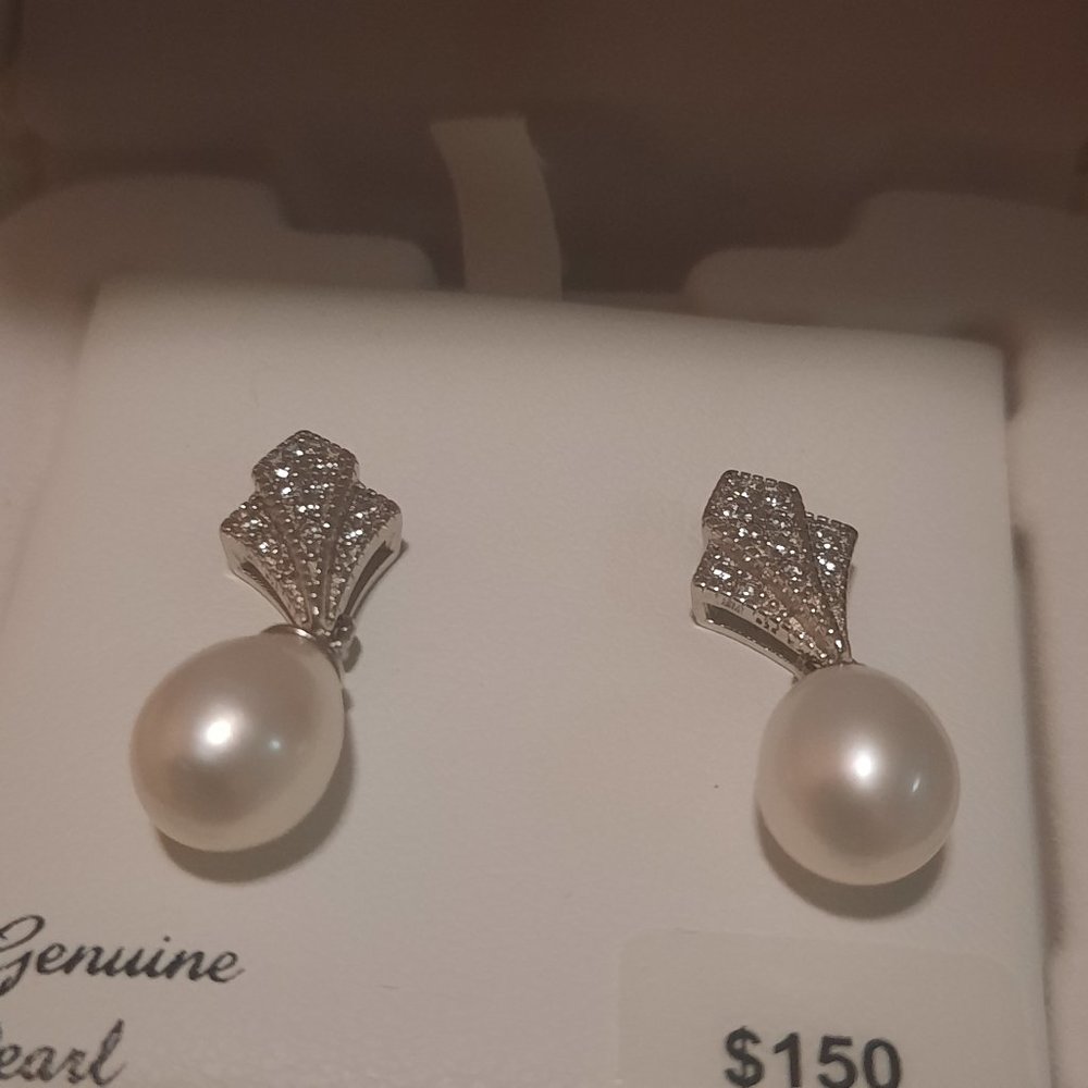 Sterling Silver fresh water pearl CZ stud earring